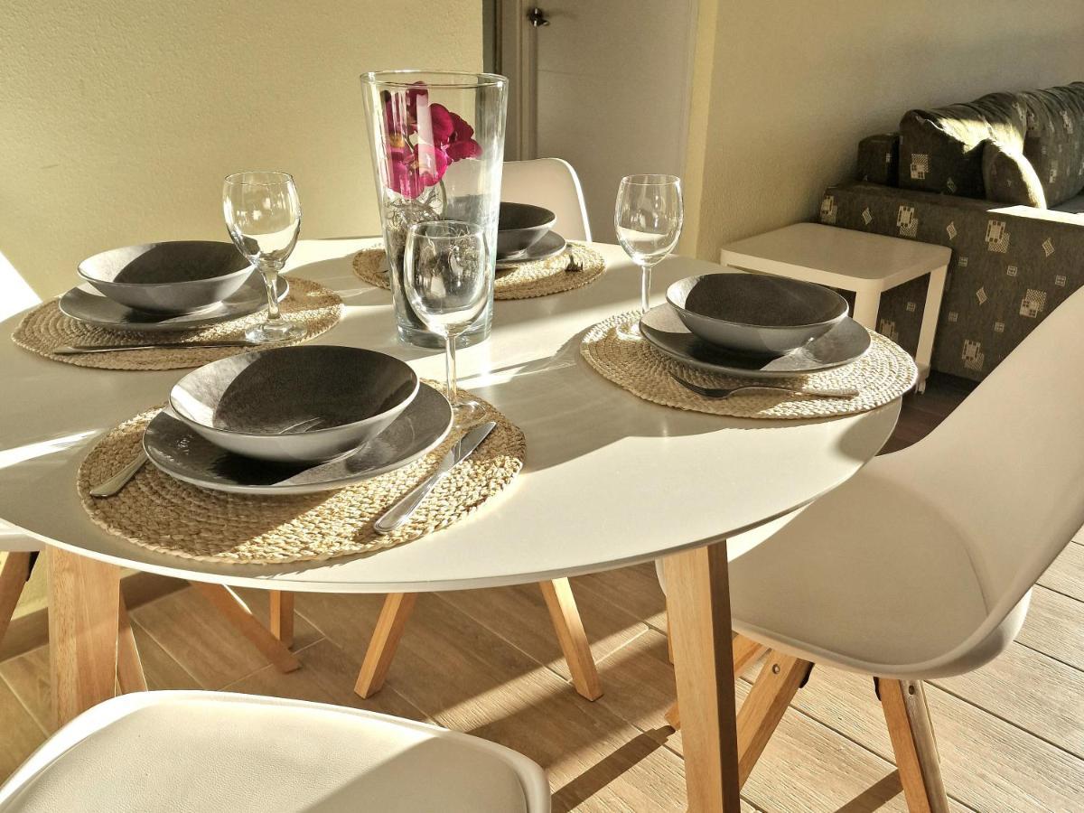 Cozy Apartment With Sea View Торевьиа Экстерьер фото